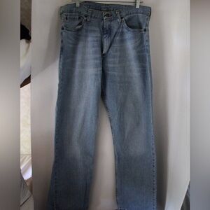 Wrangler Jeans Size: 34-32